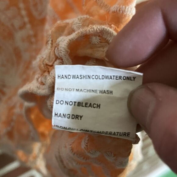 SOLITAIRE V-neck Short Flutter Sleeve Orange Top Fully Embroidered size Medium - Picture 4 of 7